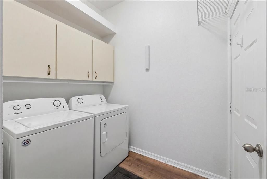 На продажу: $359,900 (3 спален, 2 ванн, 1651 Квадратных фут)