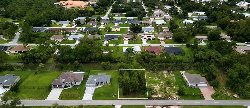 待售: $38,000 (0.23 acres)