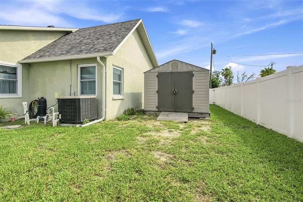For Sale: $380,000 (2 beds, 2 baths, 1326 Square Feet)