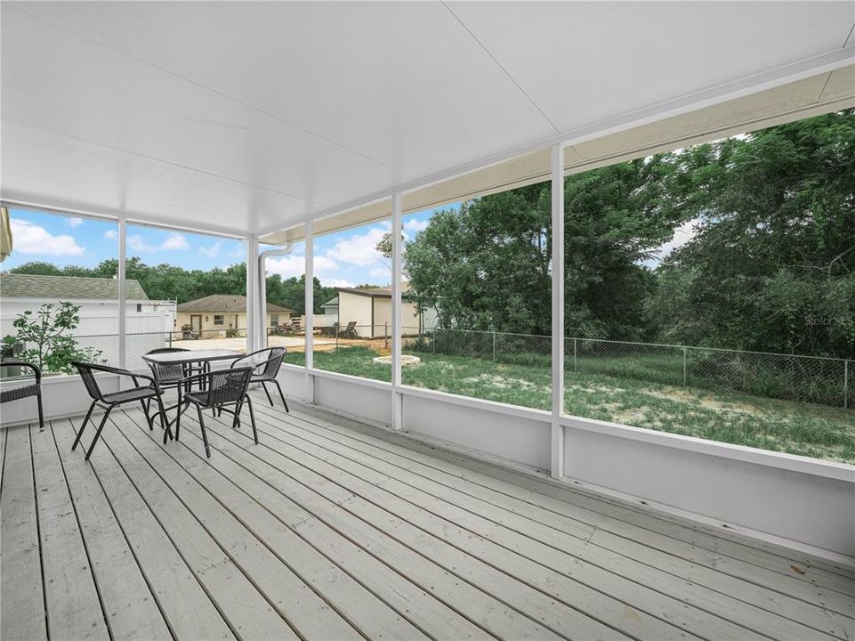 For Sale: $224,900 (3 beds, 2 baths, 1176 Square Feet)