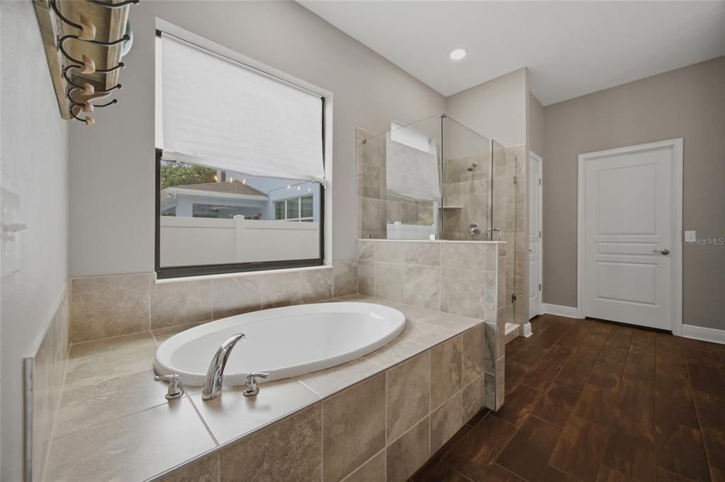 For Sale: $700,000 (3 beds, 2 baths, 2192 Square Feet)