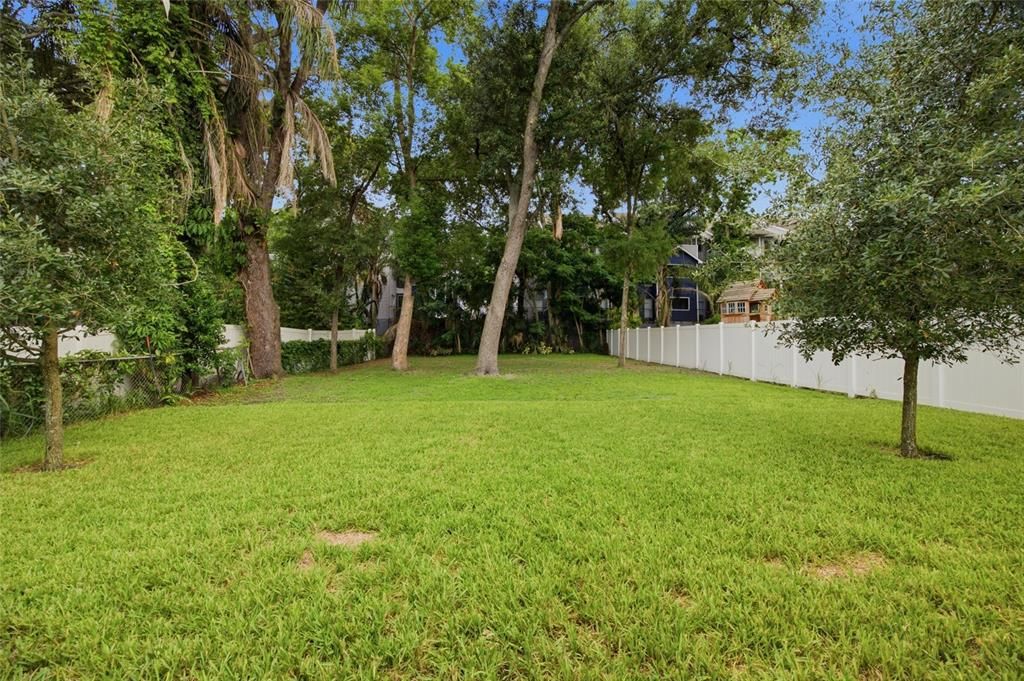 For Sale: $700,000 (3 beds, 2 baths, 2192 Square Feet)