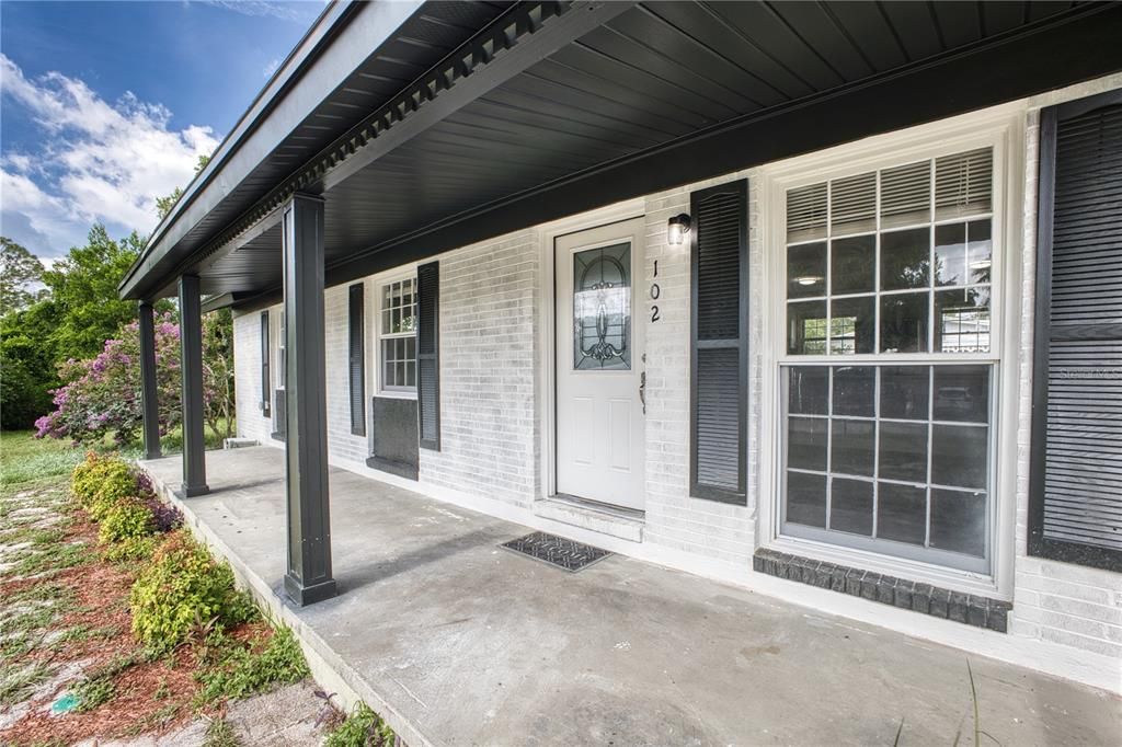 For Sale: $317,000 (3 beds, 2 baths, 1349 Square Feet)