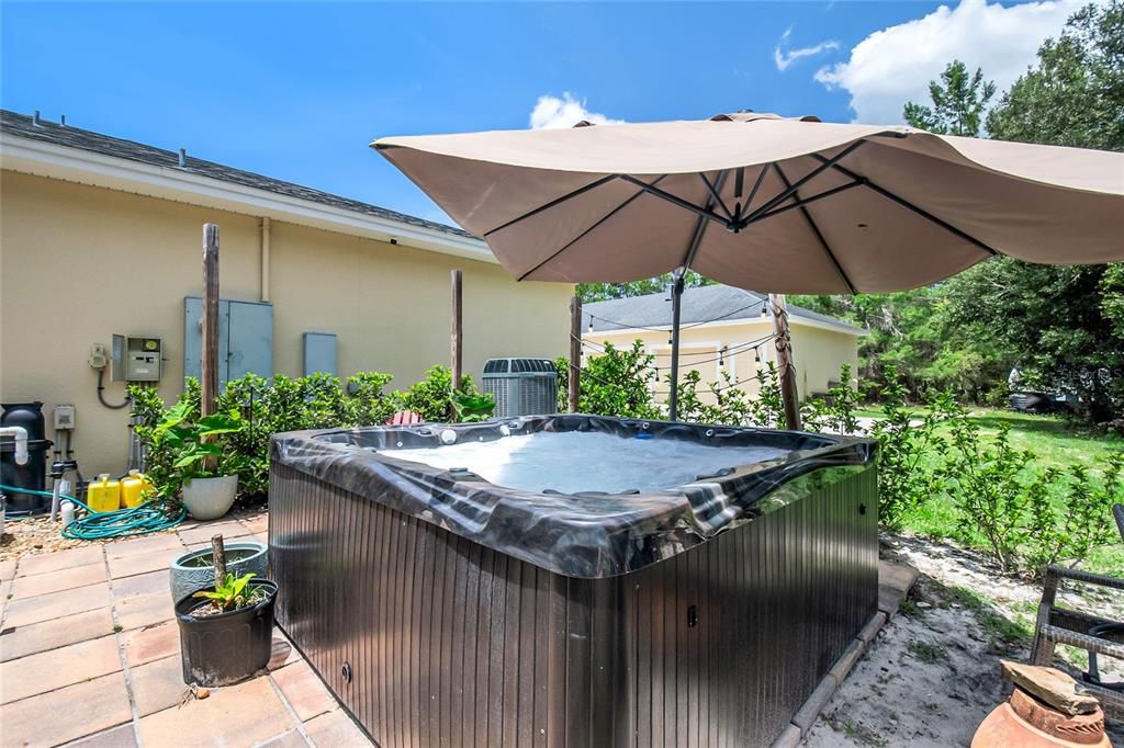 For Sale: $1,599,900 (5 beds, 3 baths, 4930 Square Feet)