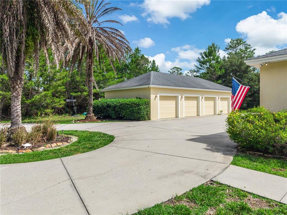 For Sale: $1,599,900 (5 beds, 3 baths, 4930 Square Feet)