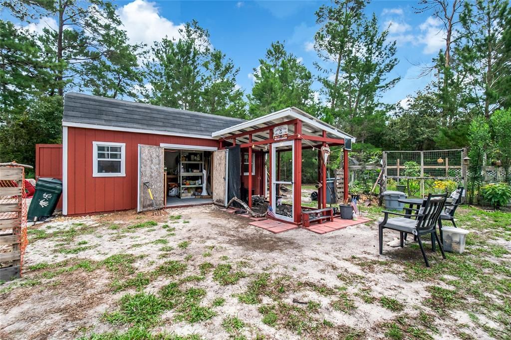 For Sale: $1,599,900 (5 beds, 3 baths, 4930 Square Feet)