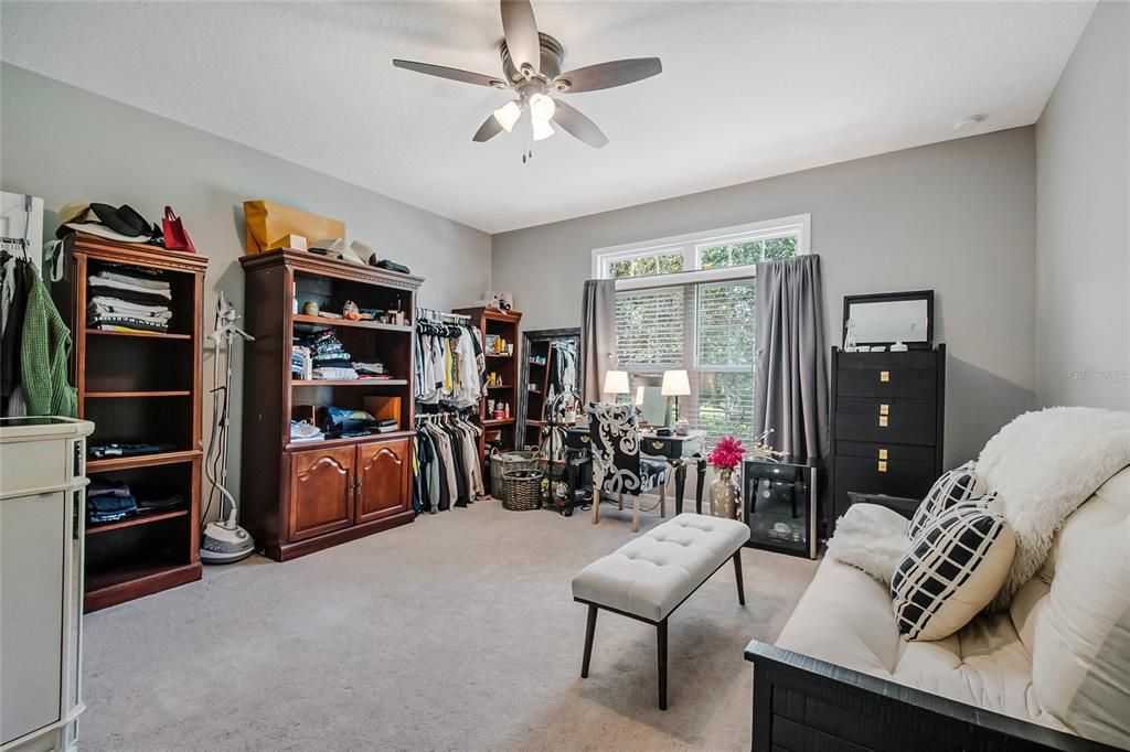 For Sale: $1,599,900 (5 beds, 3 baths, 4930 Square Feet)