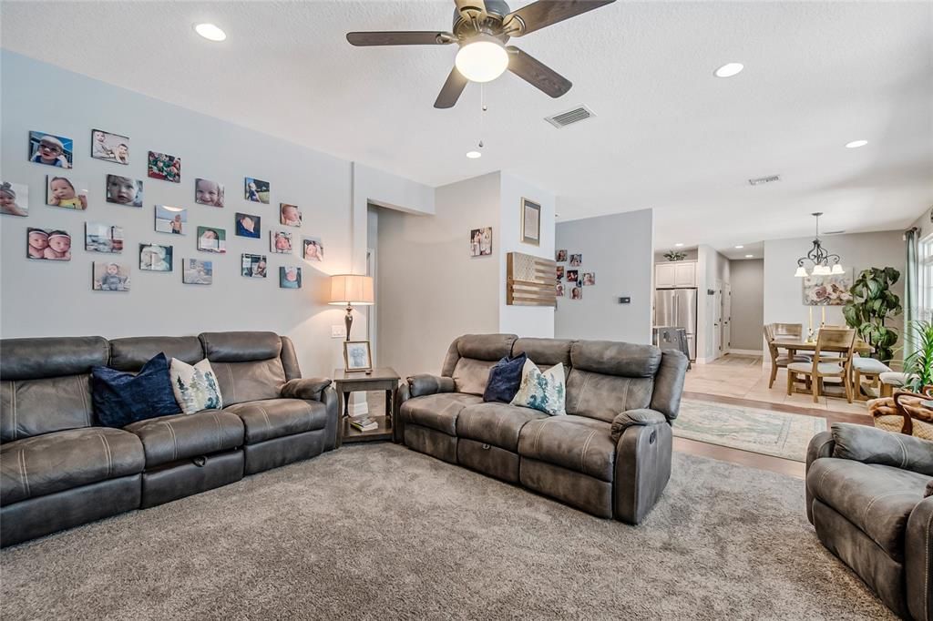 For Sale: $1,599,900 (5 beds, 3 baths, 4930 Square Feet)