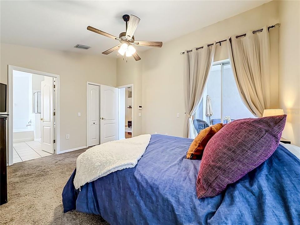 Active With Contract: $342,100 (4 beds, 3 baths, 1808 Square Feet)