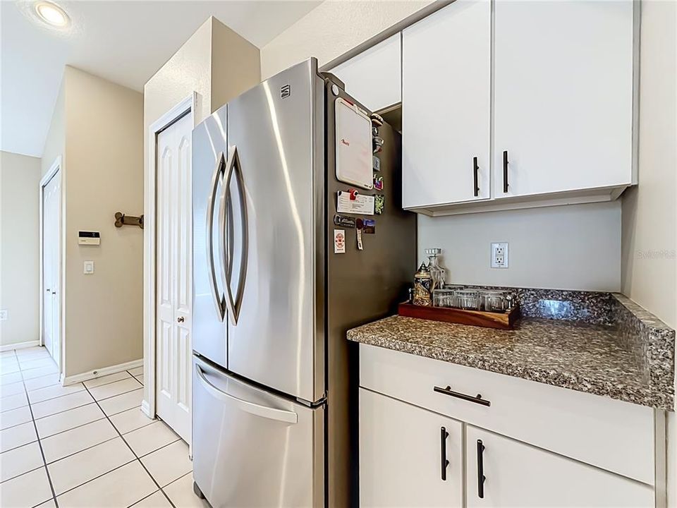 Active With Contract: $342,100 (4 beds, 3 baths, 1808 Square Feet)