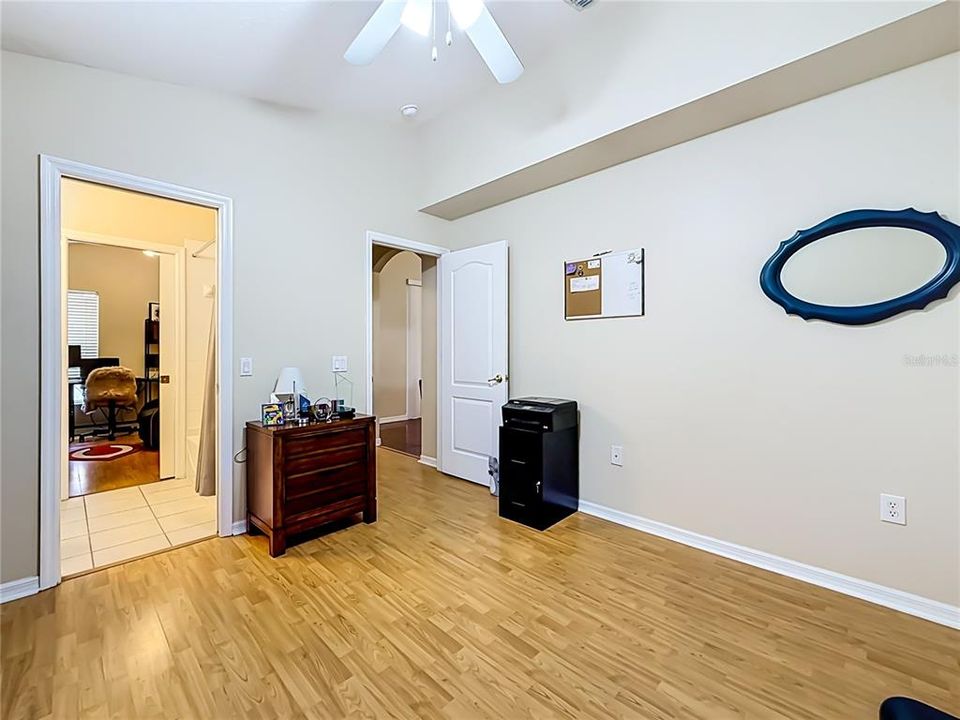 Active With Contract: $342,100 (4 beds, 3 baths, 1808 Square Feet)