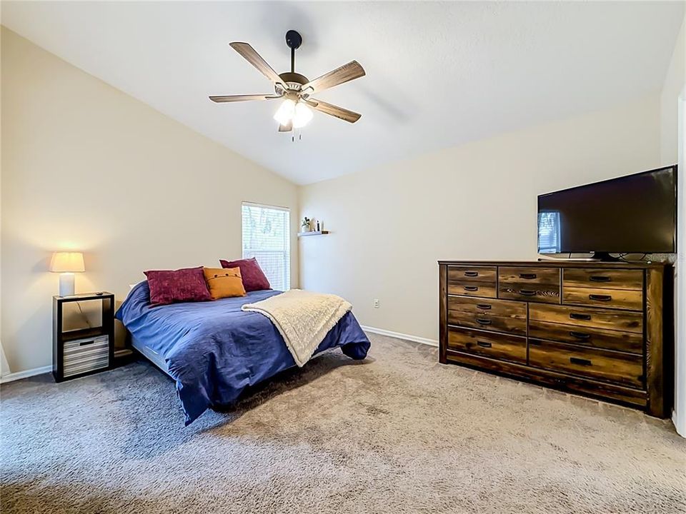 Active With Contract: $342,100 (4 beds, 3 baths, 1808 Square Feet)