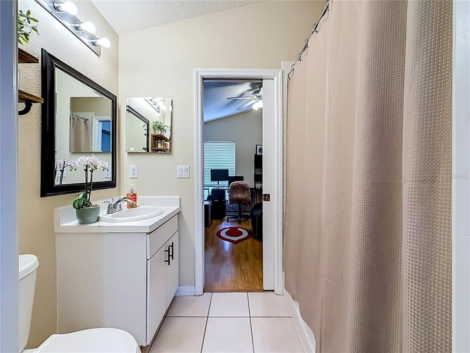 Active With Contract: $342,100 (4 beds, 3 baths, 1808 Square Feet)