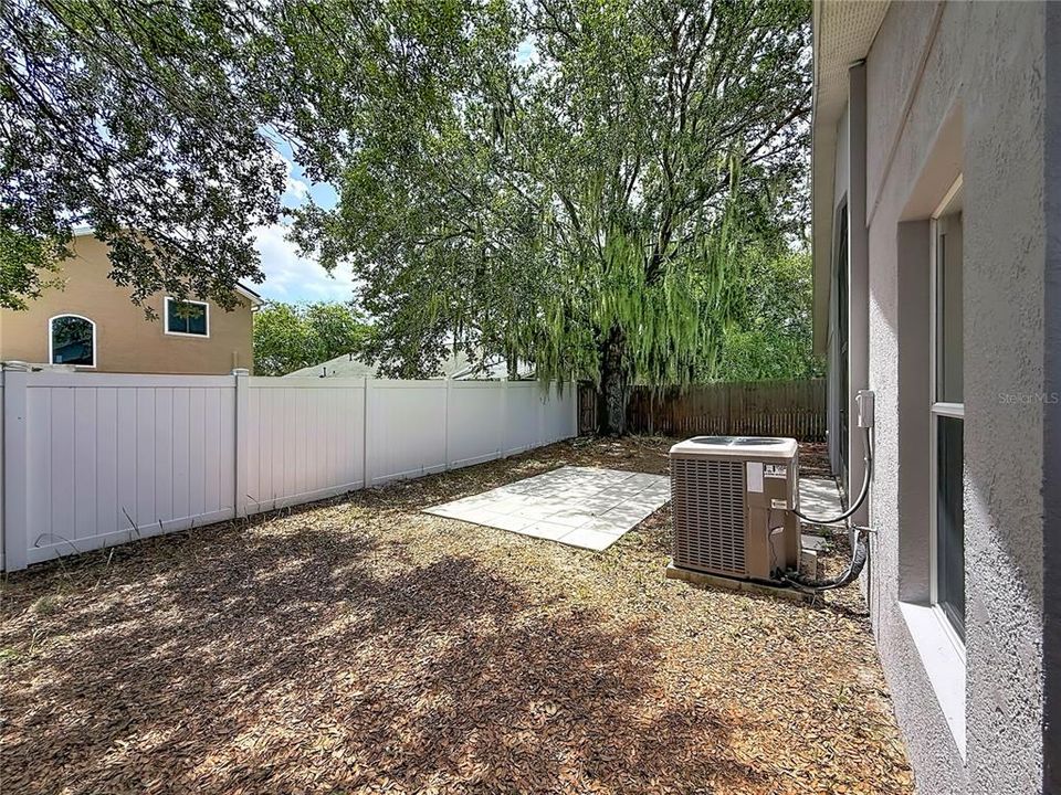 Active With Contract: $342,100 (4 beds, 3 baths, 1808 Square Feet)