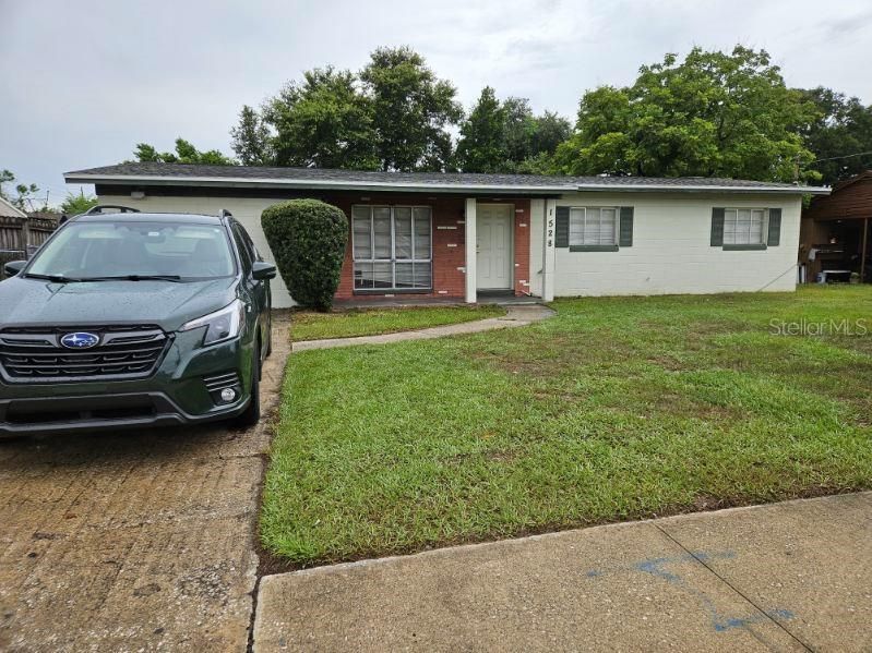 Active With Contract: $225,000 (3 beds, 2 baths, 1342 Square Feet)