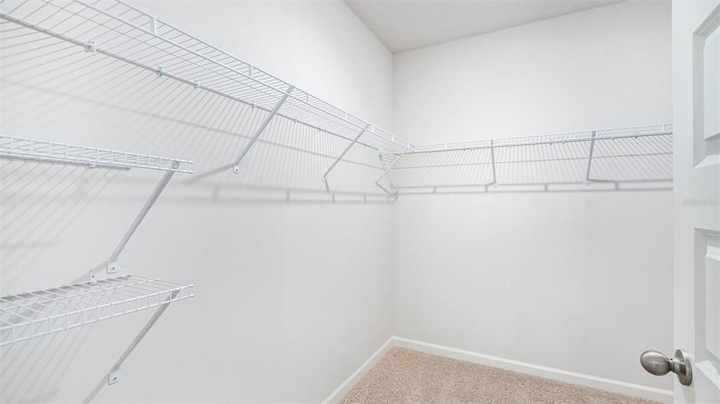 En Venta: $399,000 (4 camas, 2 baños, 1867 Pies cuadrados)