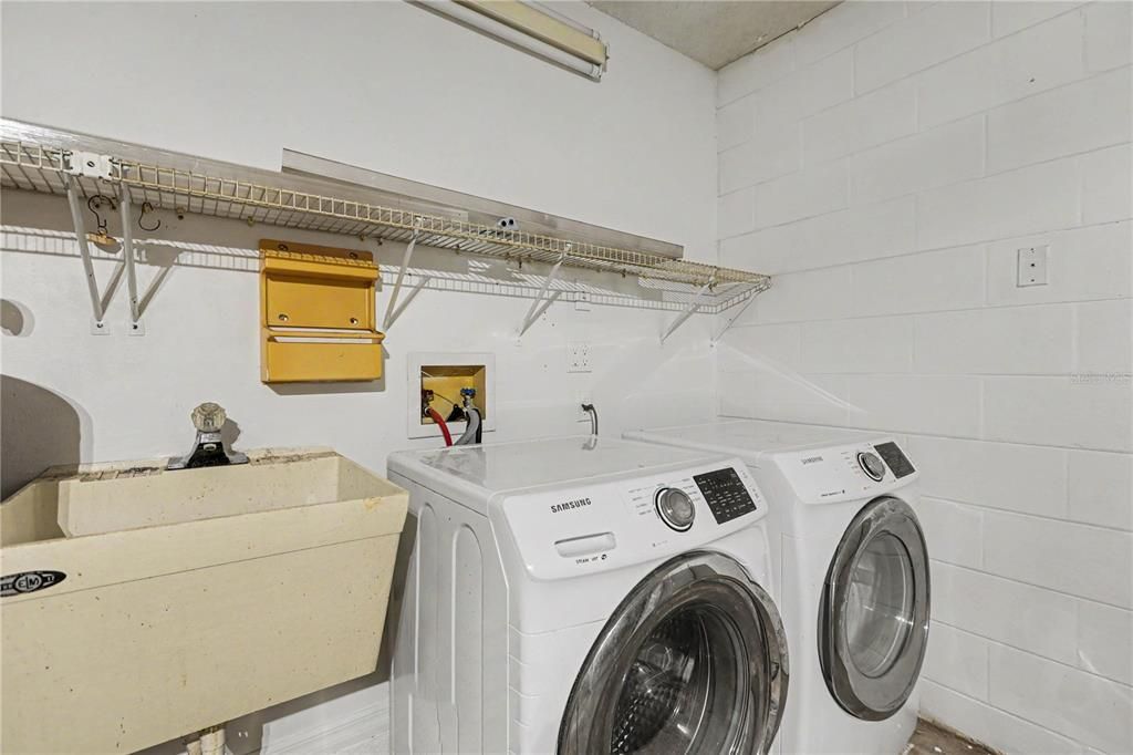 En Venta: $350,000 (3 camas, 2 baños, 1432 Pies cuadrados)