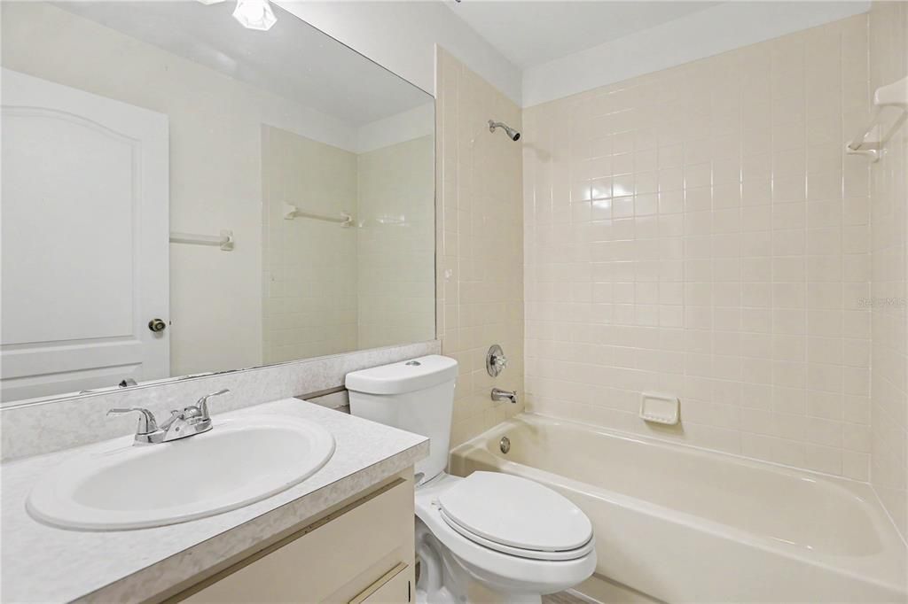 En Venta: $350,000 (3 camas, 2 baños, 1432 Pies cuadrados)