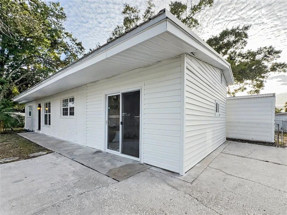 For Sale: $379,500 (3 beds, 2 baths, 1395 Square Feet)
