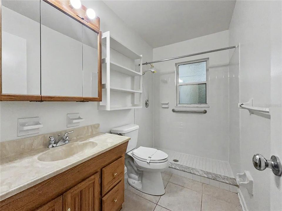 For Sale: $379,500 (3 beds, 2 baths, 1395 Square Feet)