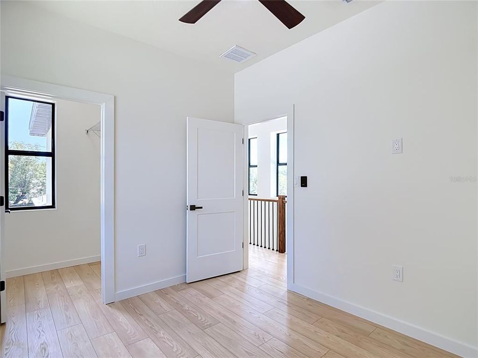 En Venta: $399,900 (3 camas, 2 baños, 1366 Pies cuadrados)