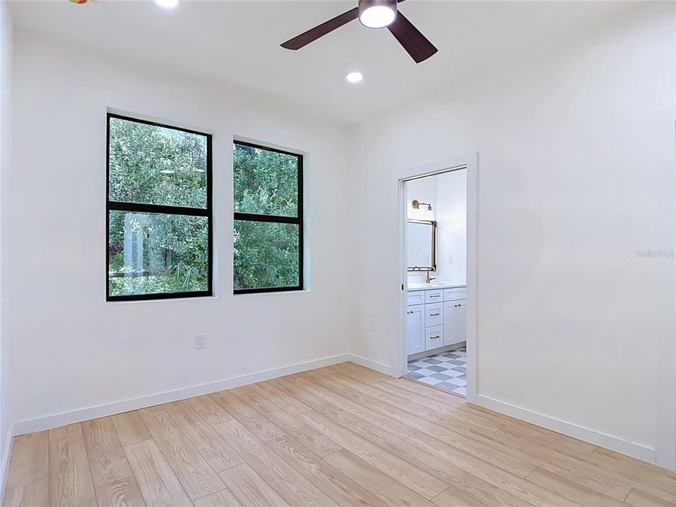 En Venta: $399,900 (3 camas, 2 baños, 1366 Pies cuadrados)