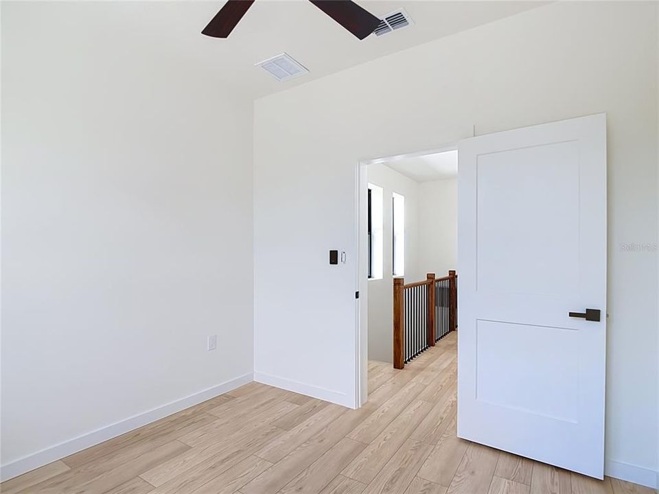 En Venta: $399,900 (3 camas, 2 baños, 1366 Pies cuadrados)