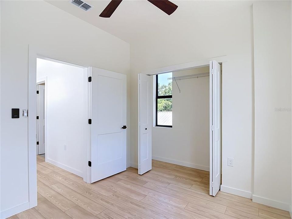 En Venta: $399,900 (3 camas, 2 baños, 1366 Pies cuadrados)