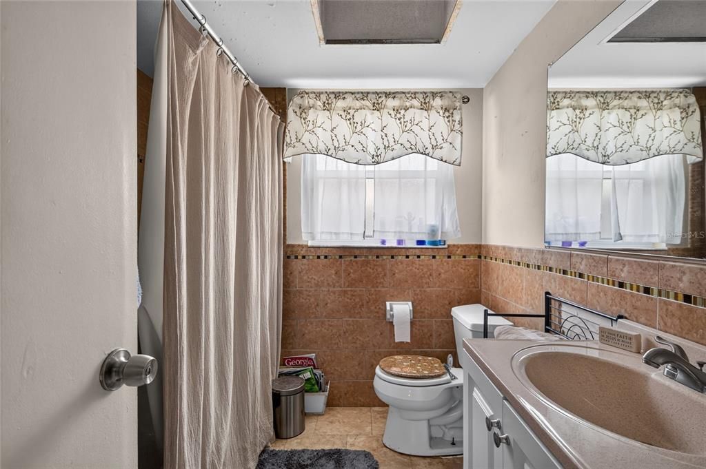 For Sale: $449,900 (3 beds, 2 baths, 1492 Square Feet)
