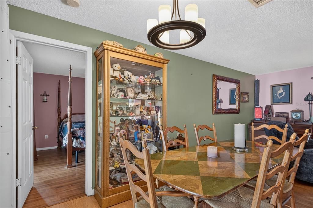 For Sale: $449,900 (3 beds, 2 baths, 1492 Square Feet)