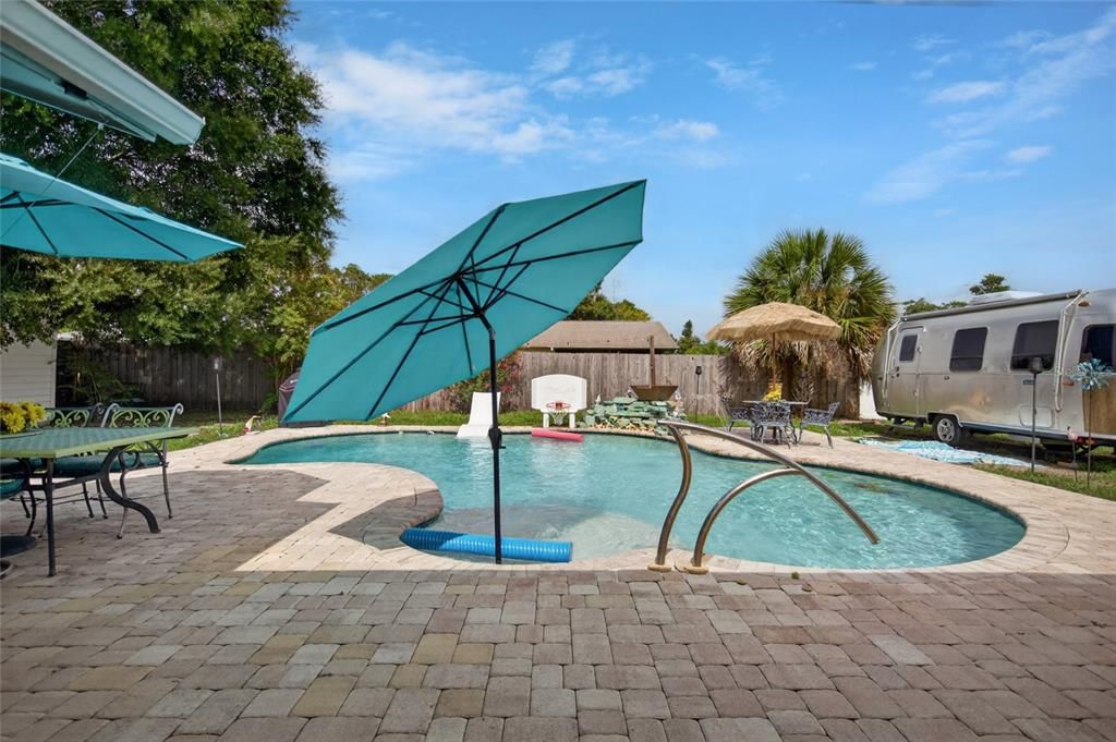 For Sale: $449,900 (3 beds, 2 baths, 1492 Square Feet)