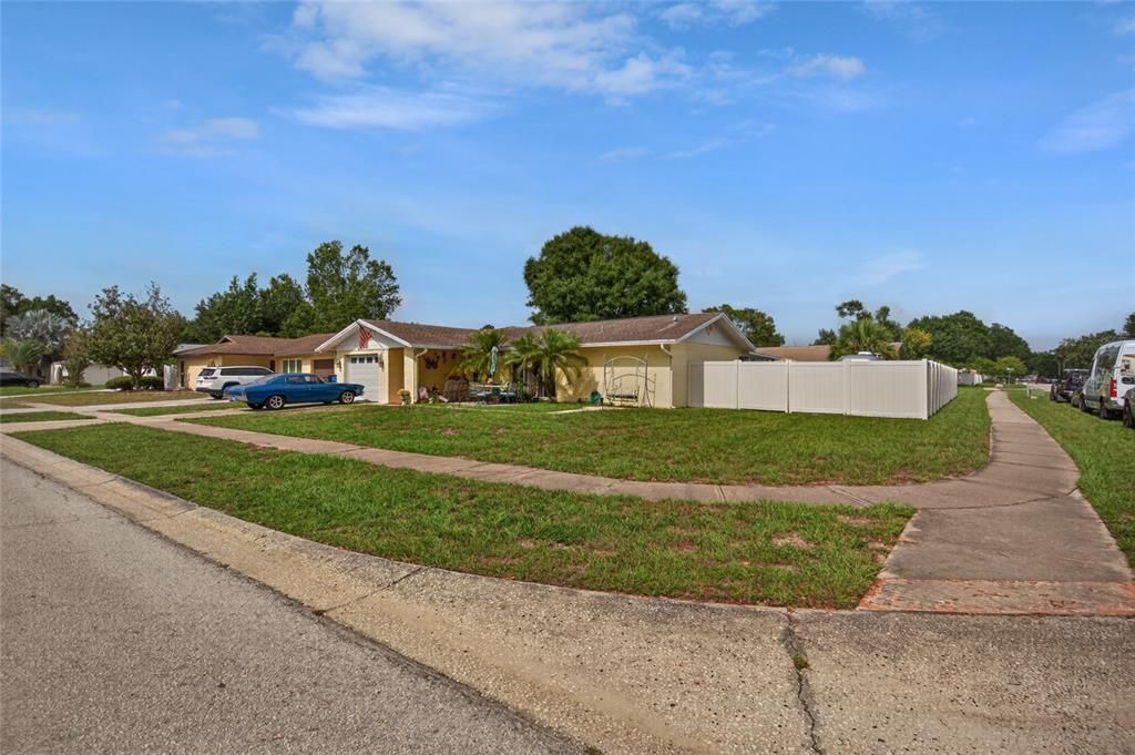 For Sale: $449,900 (3 beds, 2 baths, 1492 Square Feet)
