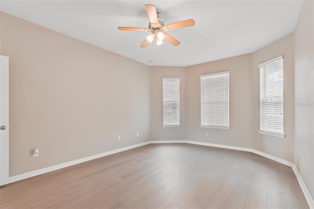 For Sale: $420,000 (3 beds, 2 baths, 2100 Square Feet)