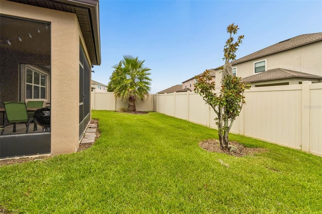 For Sale: $420,000 (3 beds, 2 baths, 2100 Square Feet)