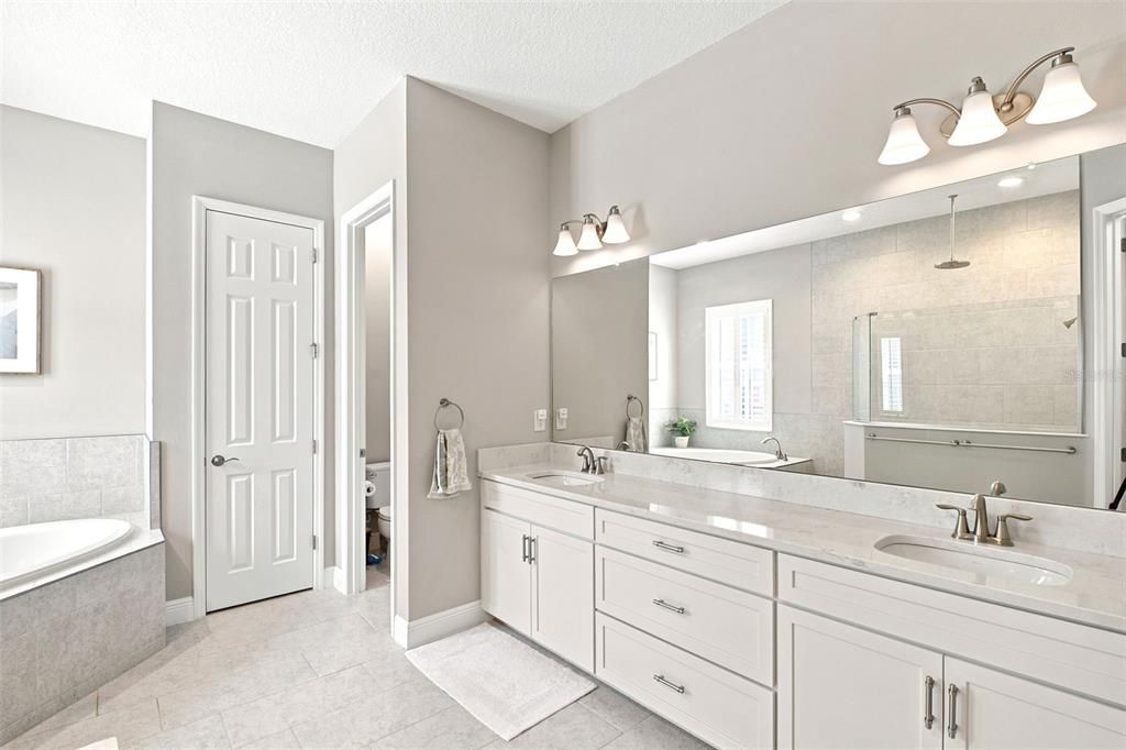 Active With Contract: $915,000 (4 beds, 3 baths, 3179 Square Feet)