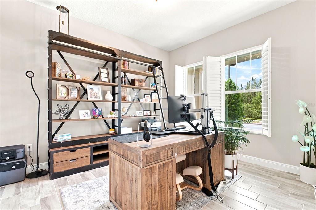 Active With Contract: $915,000 (4 beds, 3 baths, 3179 Square Feet)