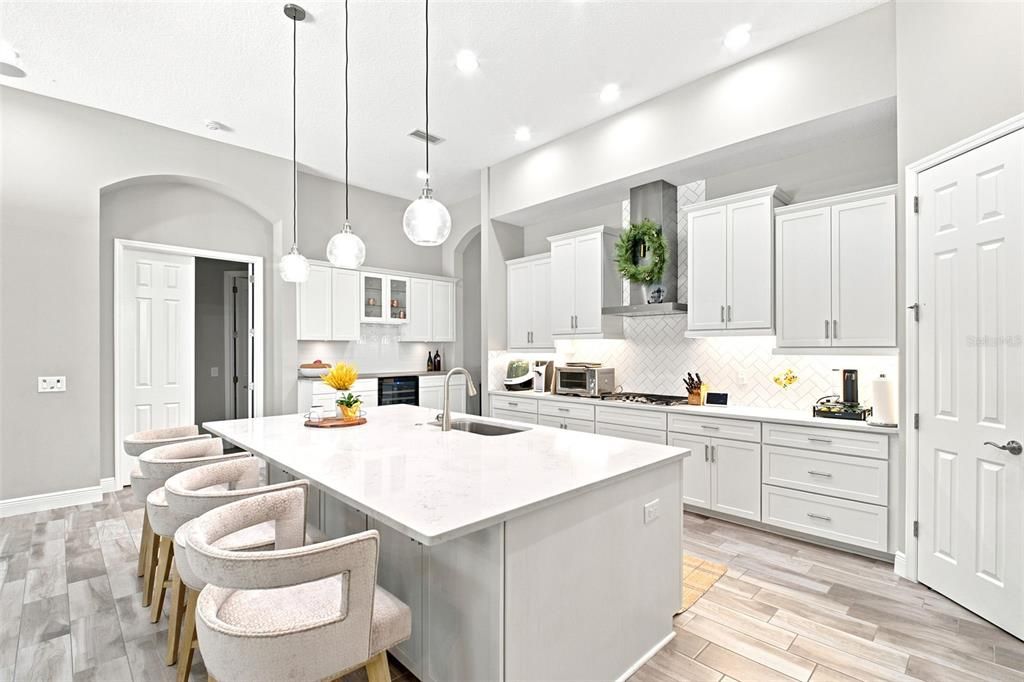 Active With Contract: $915,000 (4 beds, 3 baths, 3179 Square Feet)