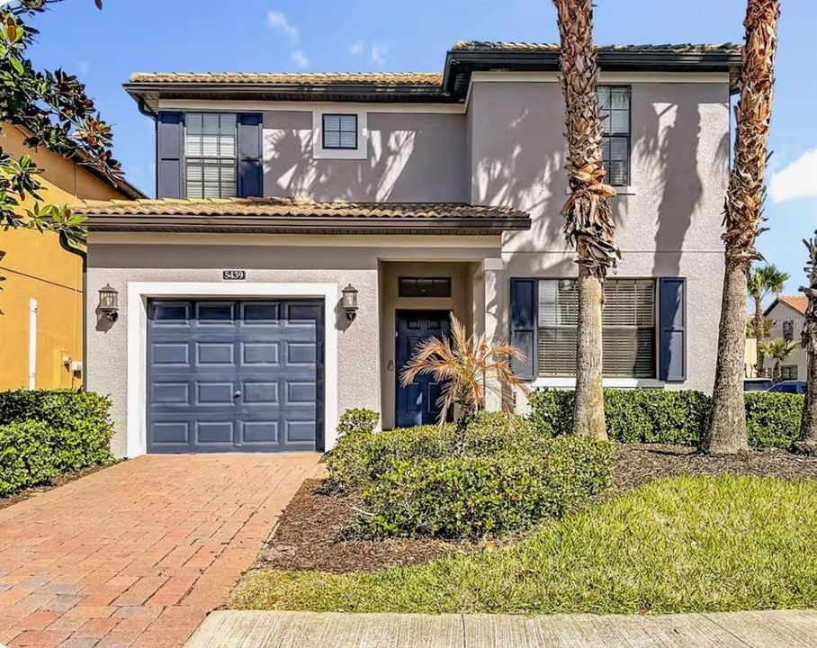 For Sale: $530,000 (5 beds, 5 baths, 3116 Square Feet)