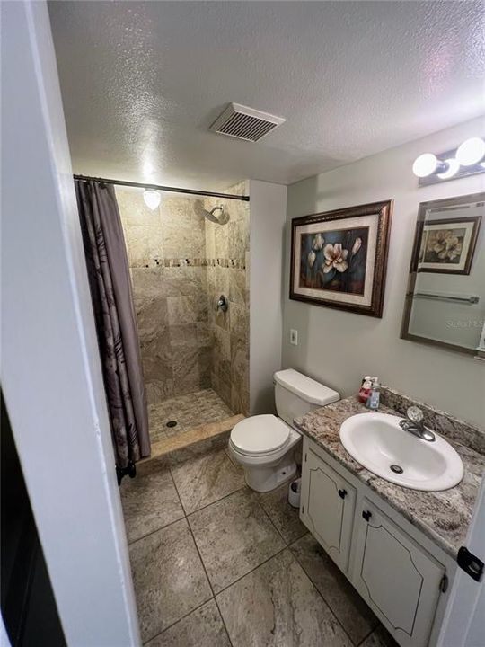 For Sale: $329,000 (2 beds, 2 baths, 1181 Square Feet)