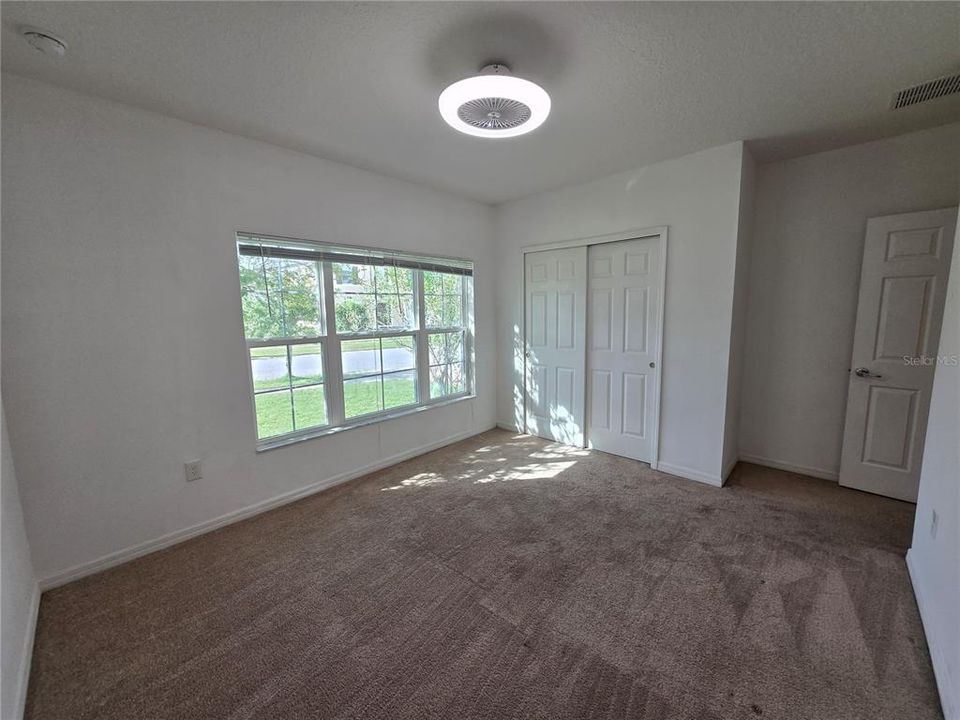 For Rent: $2,200 (4 beds, 2 baths, 2116 Square Feet)