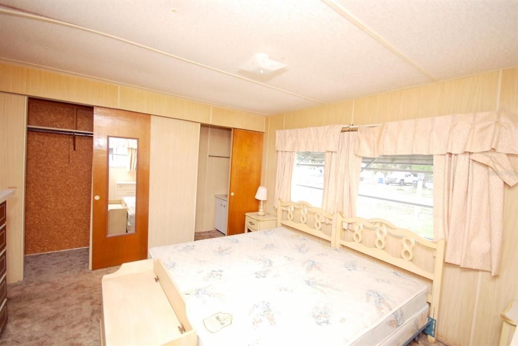 На продажу: $75,000 (2 спален, 1 ванн, 960 Квадратных фут)