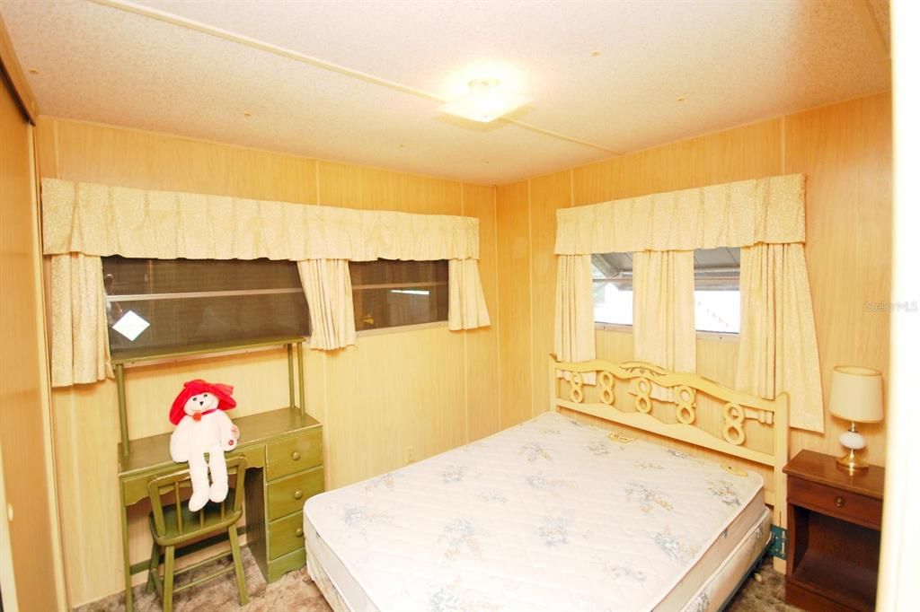 На продажу: $75,000 (2 спален, 1 ванн, 960 Квадратных фут)