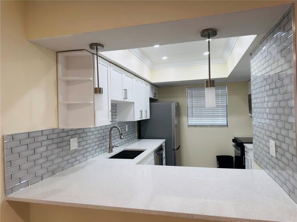 В аренду: $1,750 (2 спален, 2 ванн, 1068 Квадратных фут)