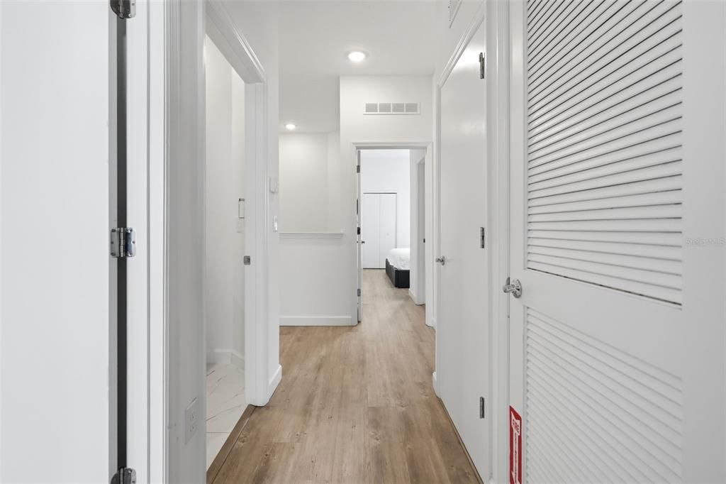 На продажу: $429,900 (5 спален, 4 ванн, 2020 Квадратных фут)