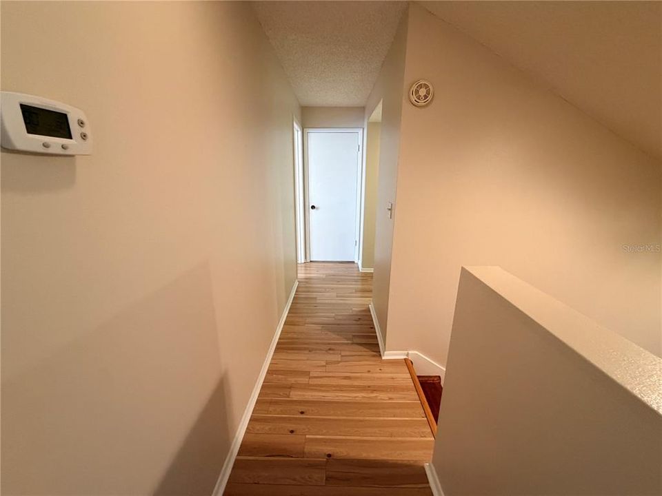 For Sale: $275,000 (2 beds, 2 baths, 1355 Square Feet)