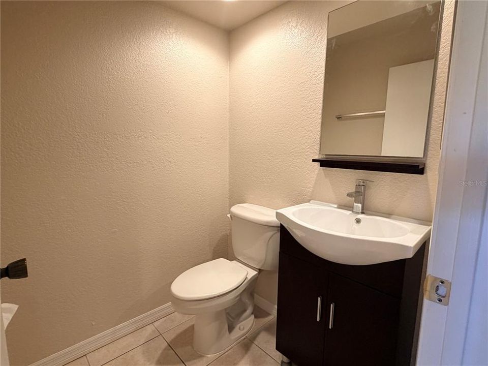 For Sale: $275,000 (2 beds, 2 baths, 1355 Square Feet)
