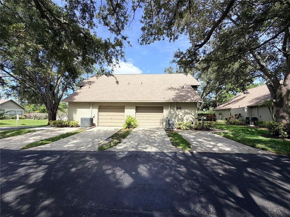 For Sale: $275,000 (2 beds, 2 baths, 1355 Square Feet)