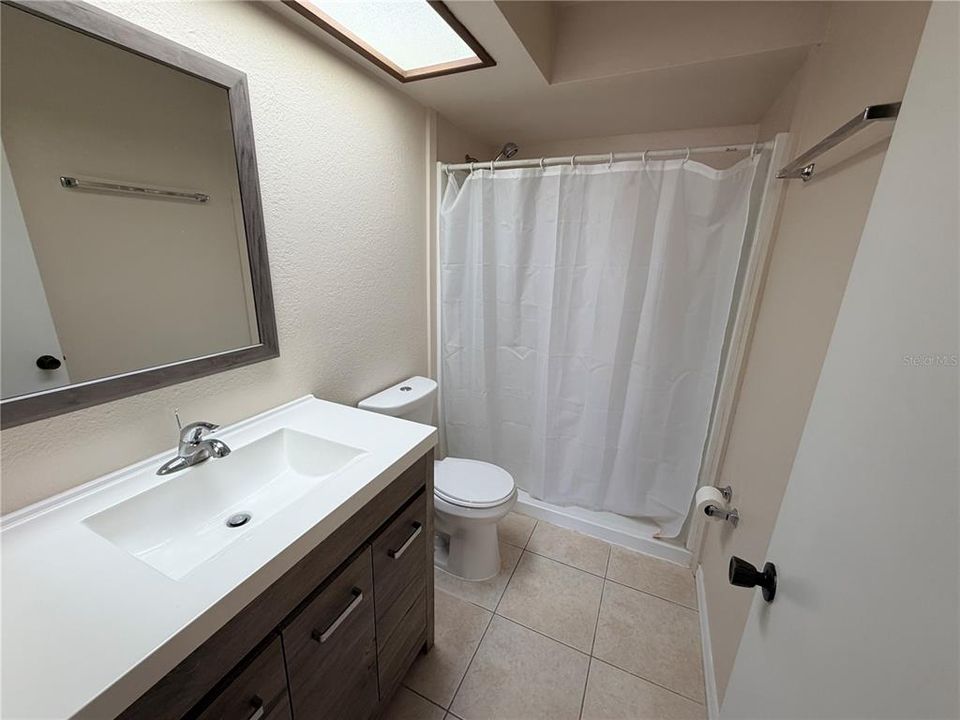For Sale: $275,000 (2 beds, 2 baths, 1355 Square Feet)