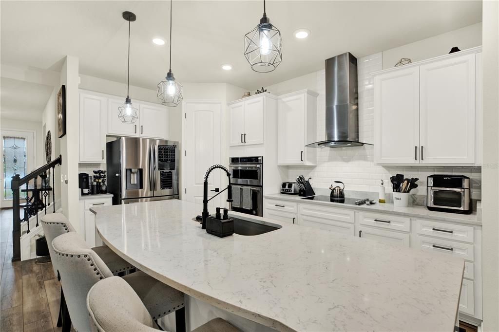 For Sale: $635,000 (4 beds, 3 baths, 2938 Square Feet)