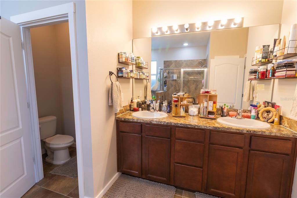 For Sale: $390,000 (4 beds, 2 baths, 2058 Square Feet)